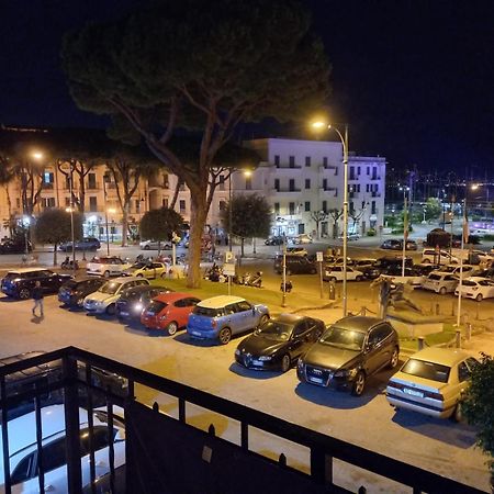 Appartamento Deluxe Centrale, Gaeta Bagian luar foto