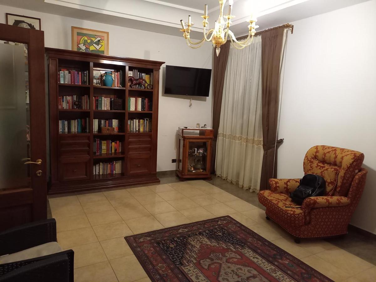 Appartamento Deluxe Centrale, Gaeta Bagian luar foto