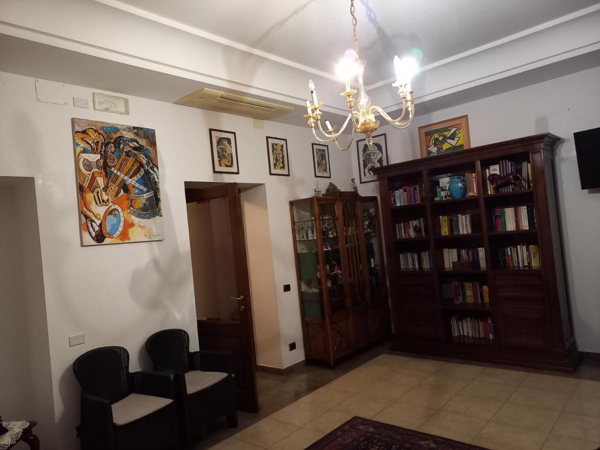 Appartamento Deluxe Centrale, Gaeta Bagian luar foto